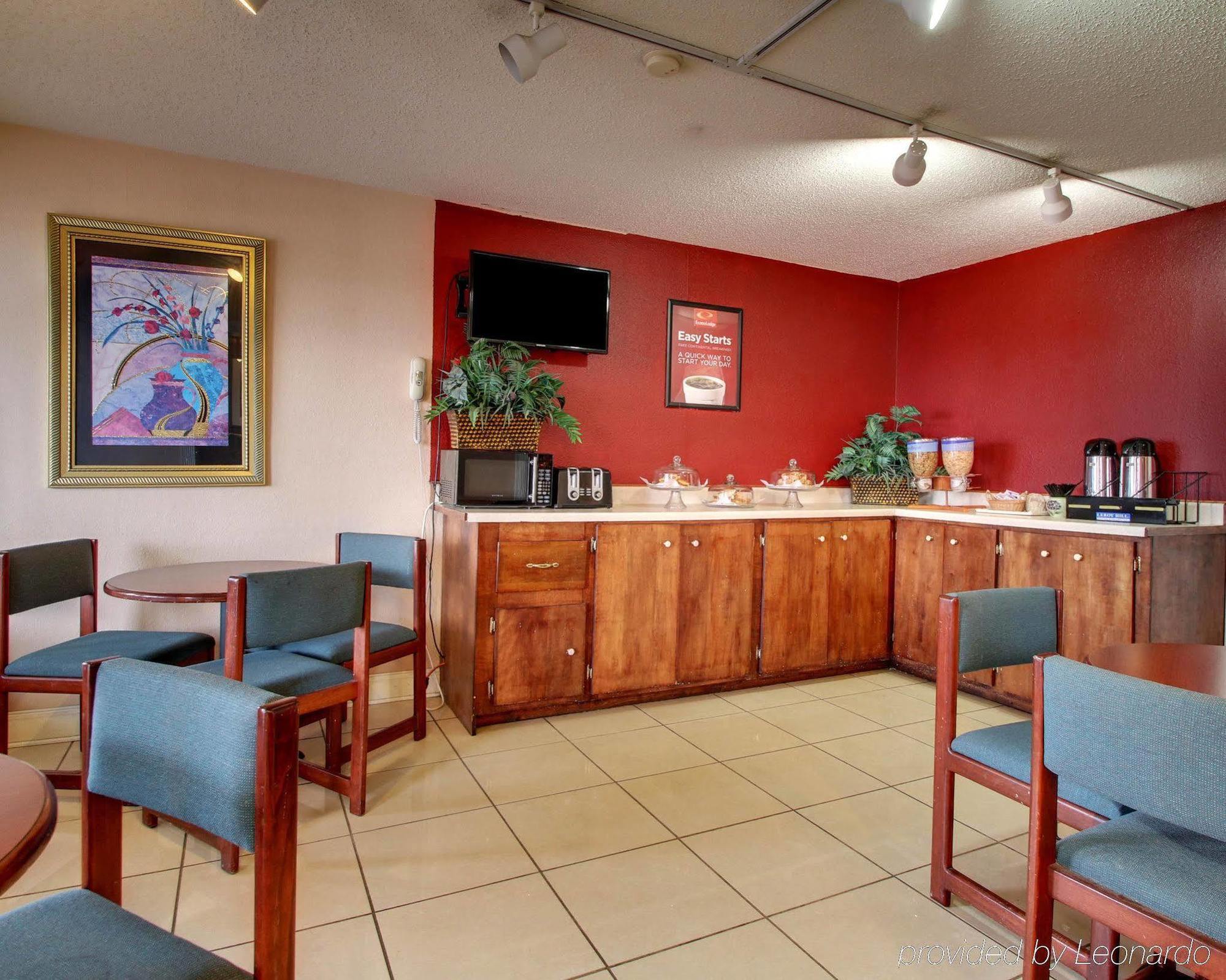 Econo Lodge North 리젤런드 외부 사진