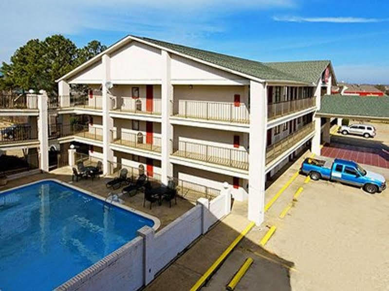 Econo Lodge North 리젤런드 외부 사진